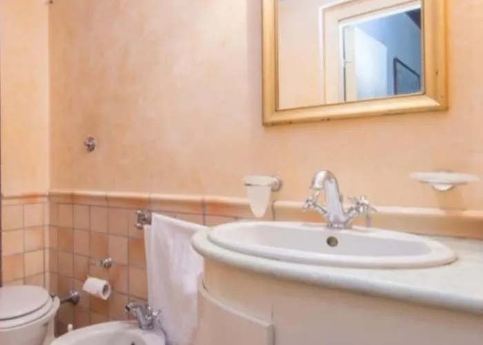 Trevi Romantic